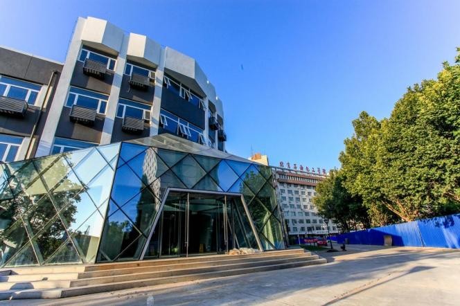 中国最宜居住的十大城市青岛,中国年轻人向往的十大城市青岛