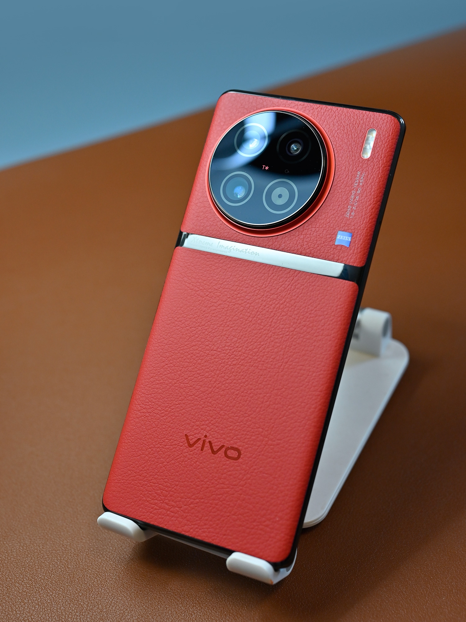 小米和vivo哪款手机性价比高,vivo和小米推荐一款性能旗舰机