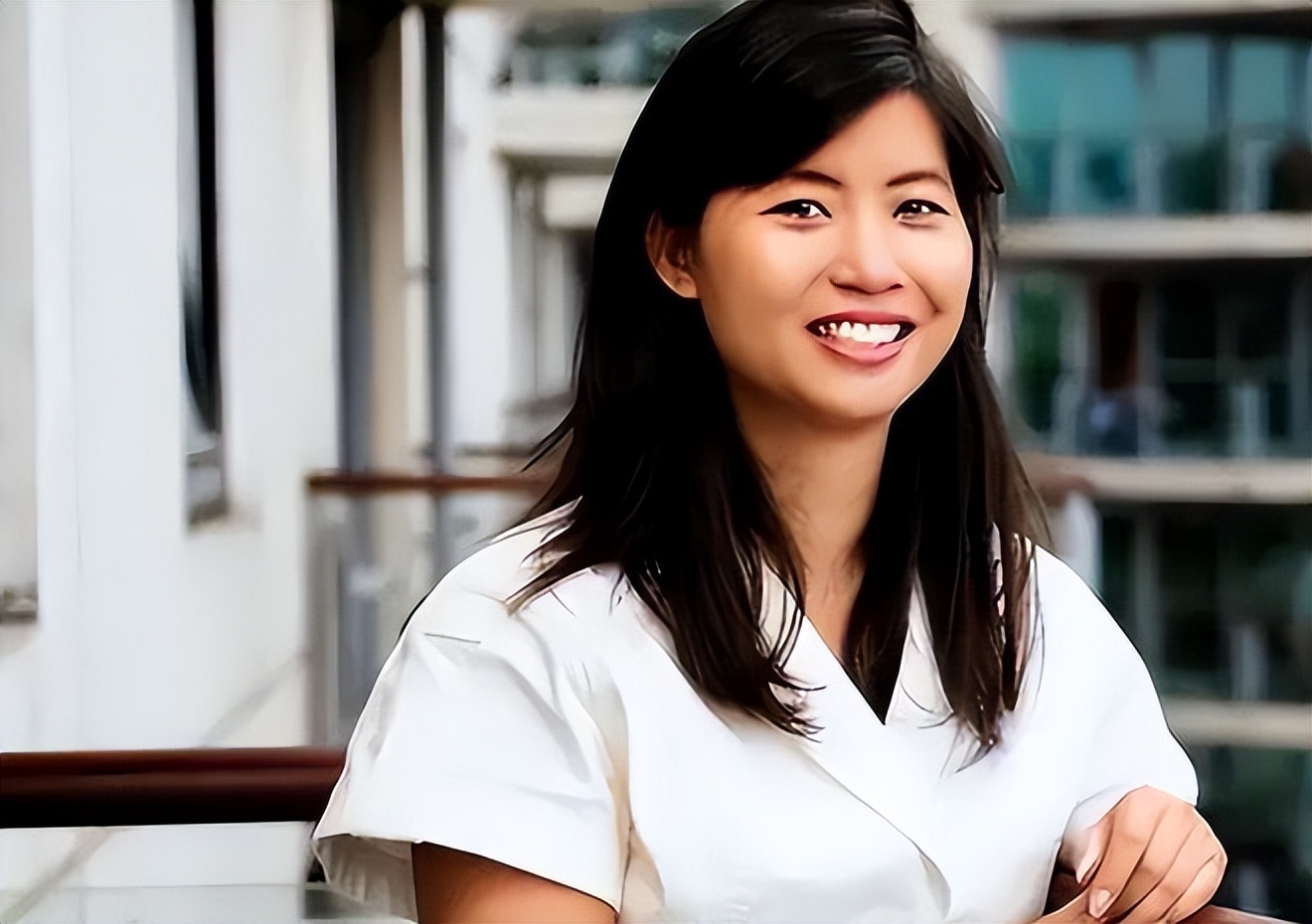 08年，29岁华裔女作家遭15岁男孩侵犯，对方却反咬称：她先*引勾**的