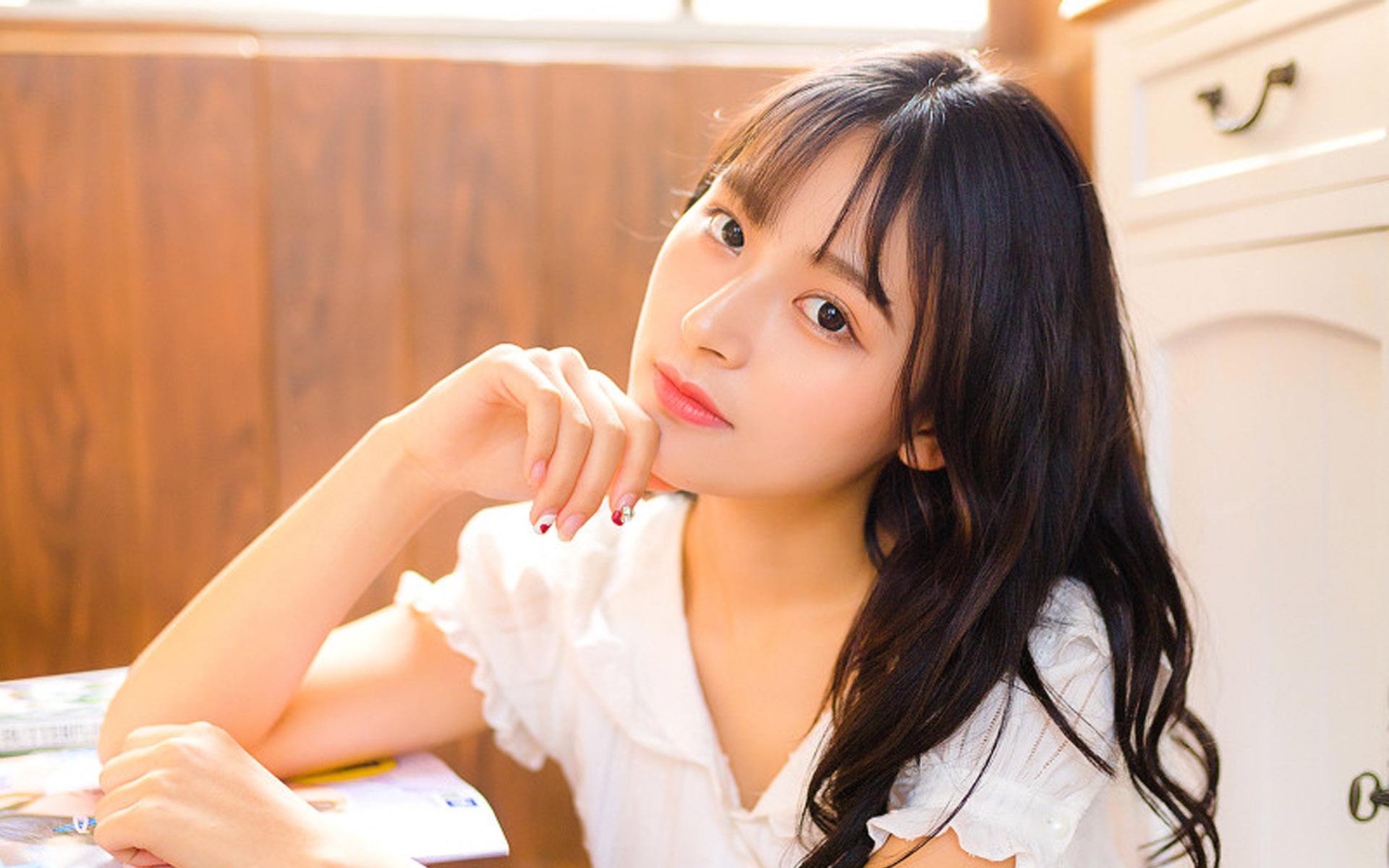 女生说好热啊怎么高情商回复,女生说好热啊我要怎么回