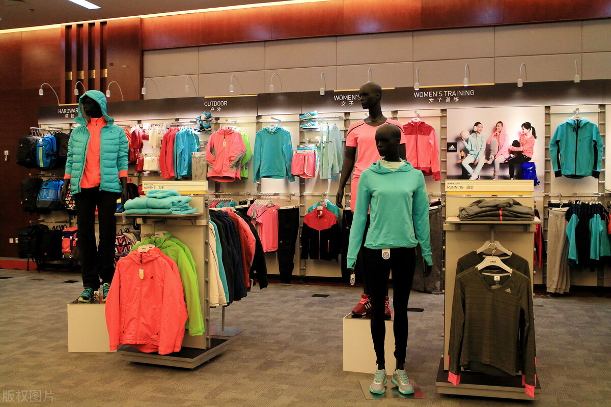 阿迪达斯股市跌价,阿迪达斯耐克股价大跌