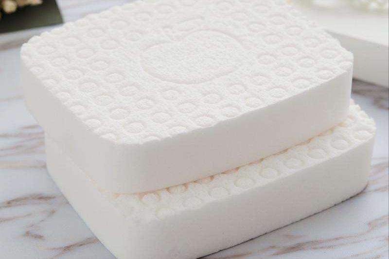 洁面后正确使用化妆品的步骤,护肤如何正确选择洁面产品