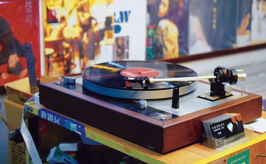 在广州这条街，可以淘到黑胶精神