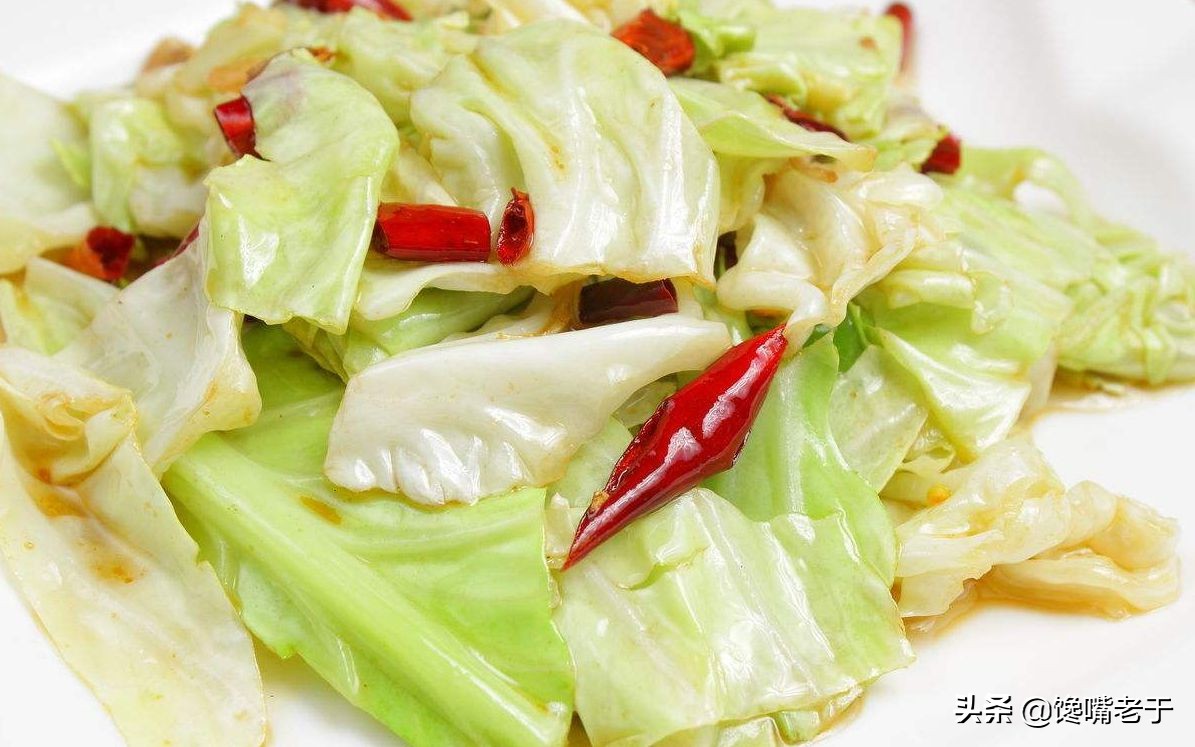包菜紧实的好还是松的好,包菜松散好还是结实好吃