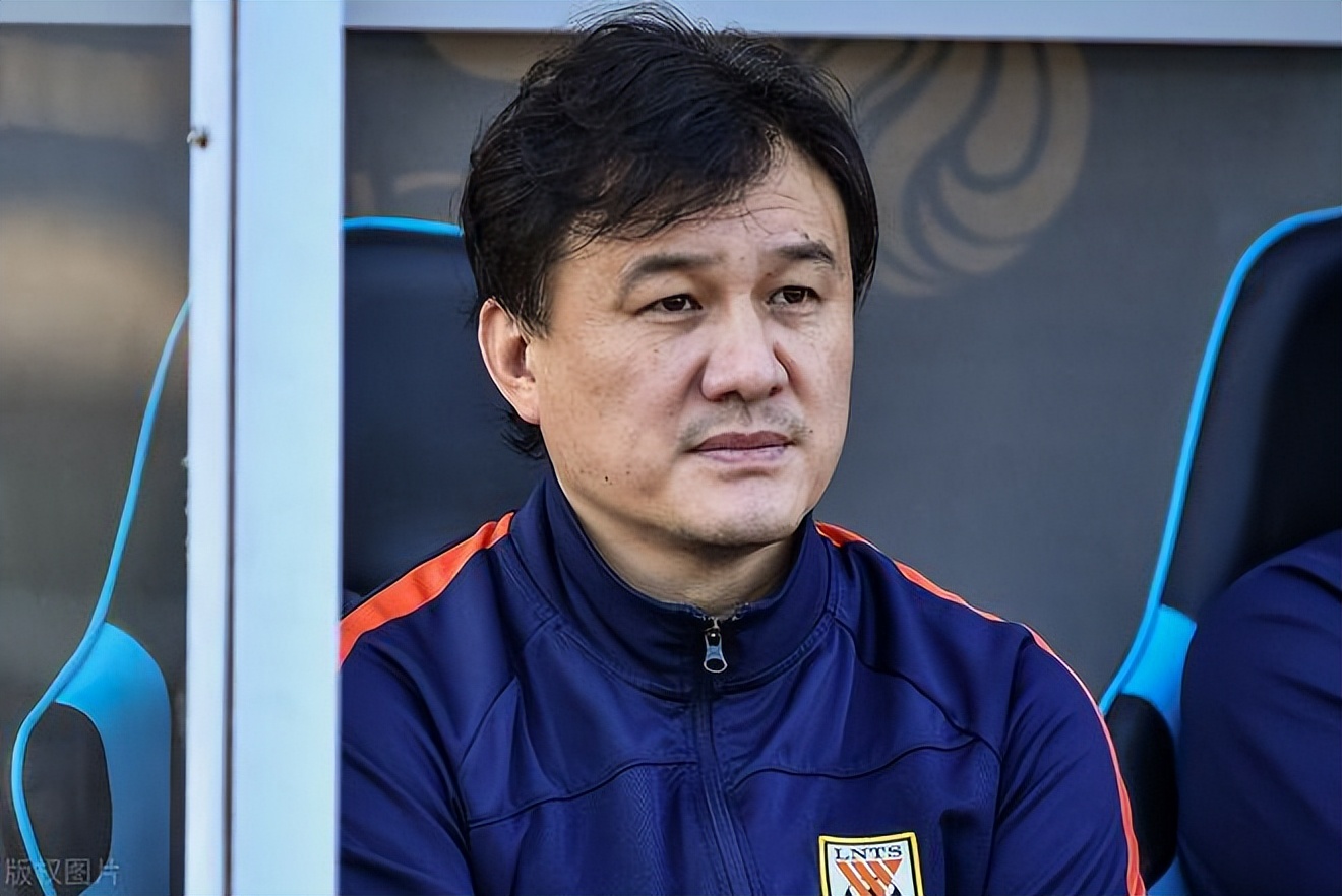 足坛反赌横扫山东泰山，主帅失联，第一个被带走的外援出现