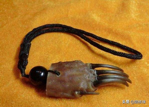 文玩一黑二黄三白,文玩界的一红二黑三白