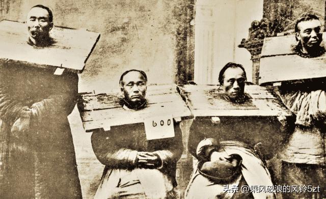 高清老照片：旗人格格大腿岔开豪放洗衣，地主三妻四妾不输女明星