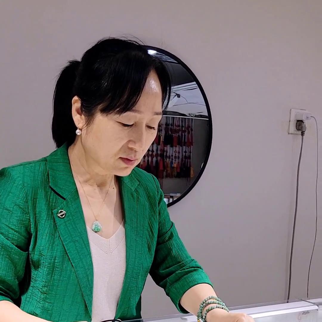 翡翠促销活动,昆明缅甸翡翠手镯清仓特价