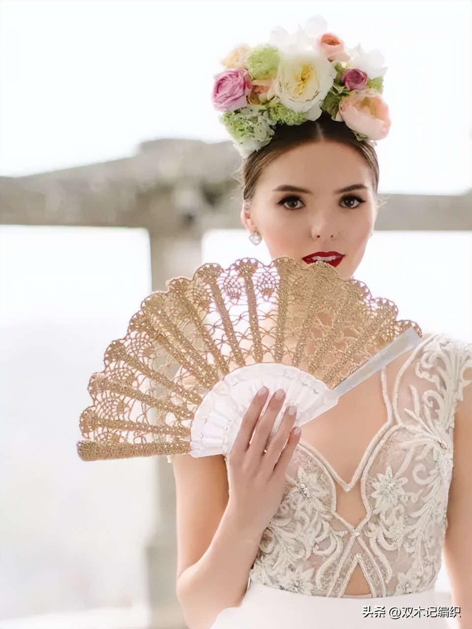 买的折叠扇子不舍得用怎么办,折叠扇纸烂了能修吗