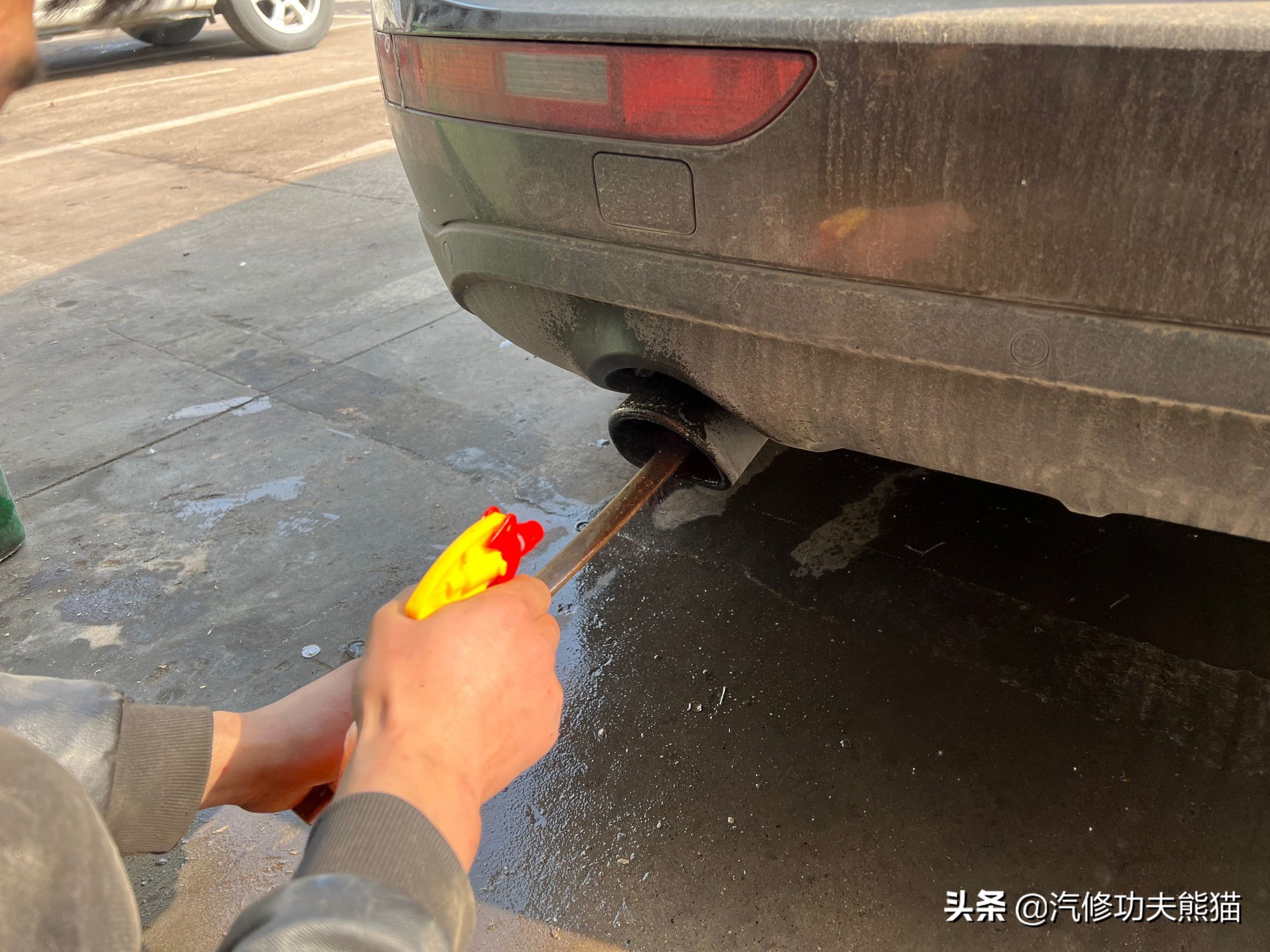 奥迪q5三代ea888烧机油是怎么回事,奥迪q5三代ea888不烧机油