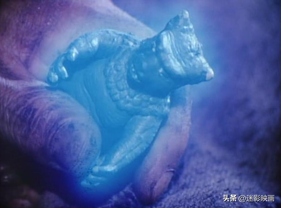 朝鲜硬核怪兽片：导演遭绑架，国家元首监制，故宫取景的另类神作