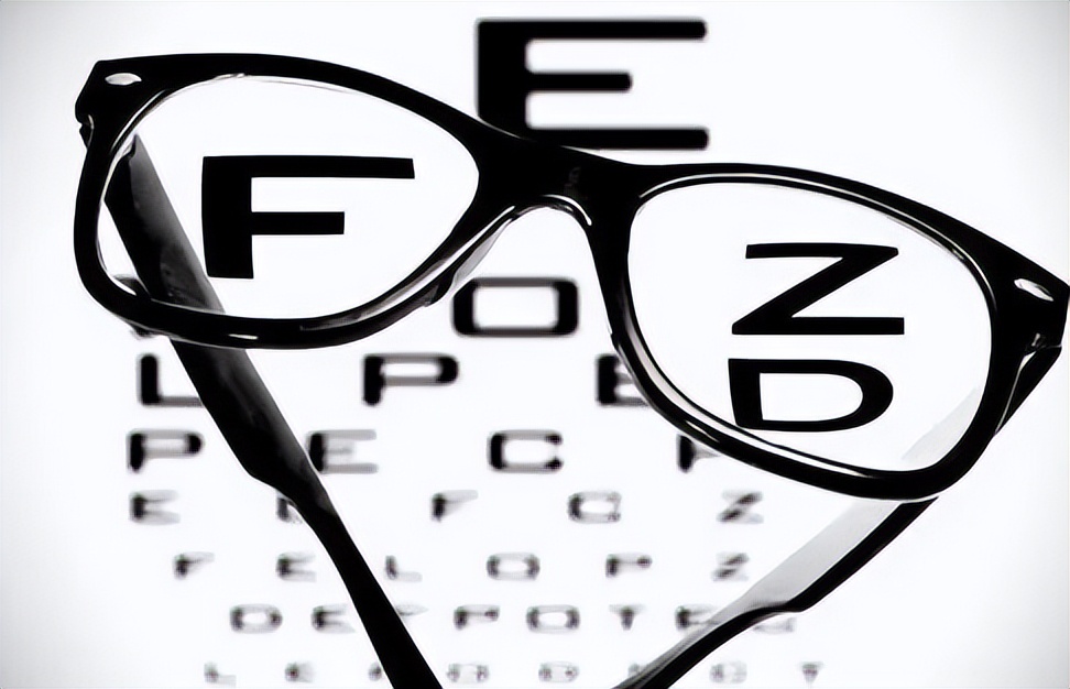 教你怎么配镜框有镜片,什么样的镜框才能配镜片