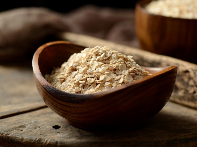 燕麦营养好，控糖效果也很棒，堪称家中必备的粗粮