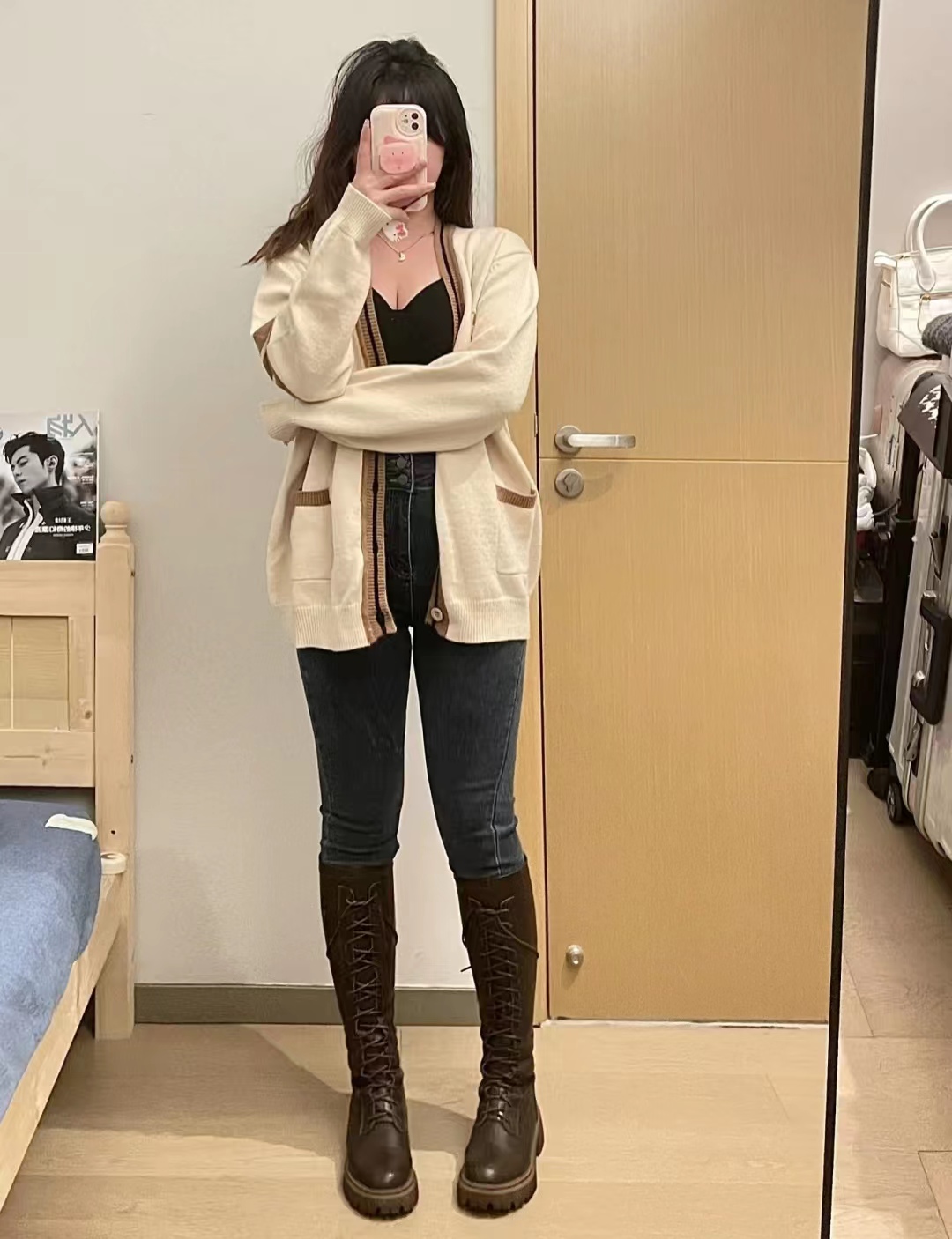 梨形身材必备牛仔裤显瘦又显高,梨形身材上学穿什么鞋显高显瘦