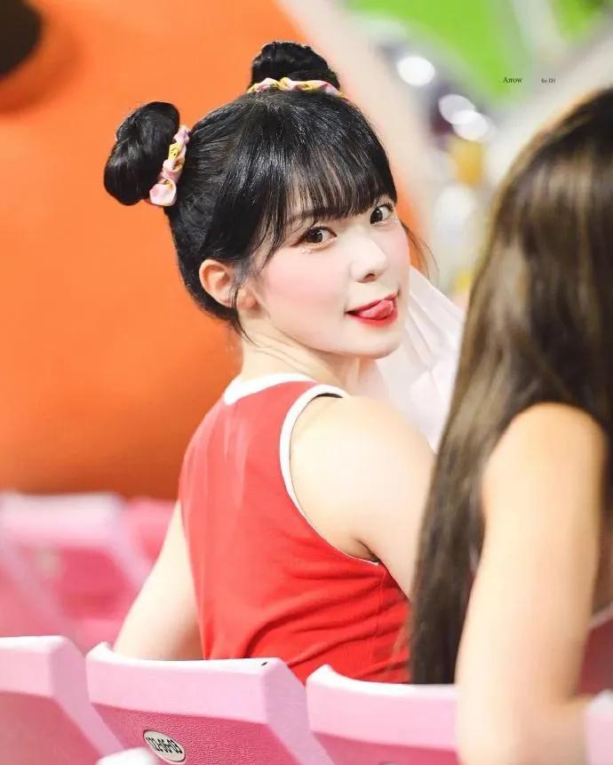 韩国拉拉队队长朴姬兰,世界杯韩国拉拉队队长