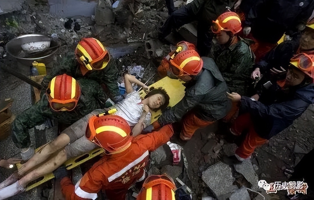 汶川地震十大催人泪下的照片,汶川地震12周年这些照片让人泪目