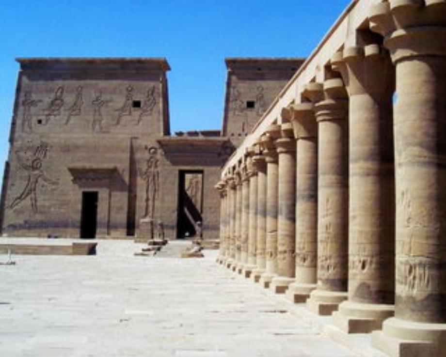 浅谈十六世纪，在罗马私人祭品中，圣母怜子图的历史和意义