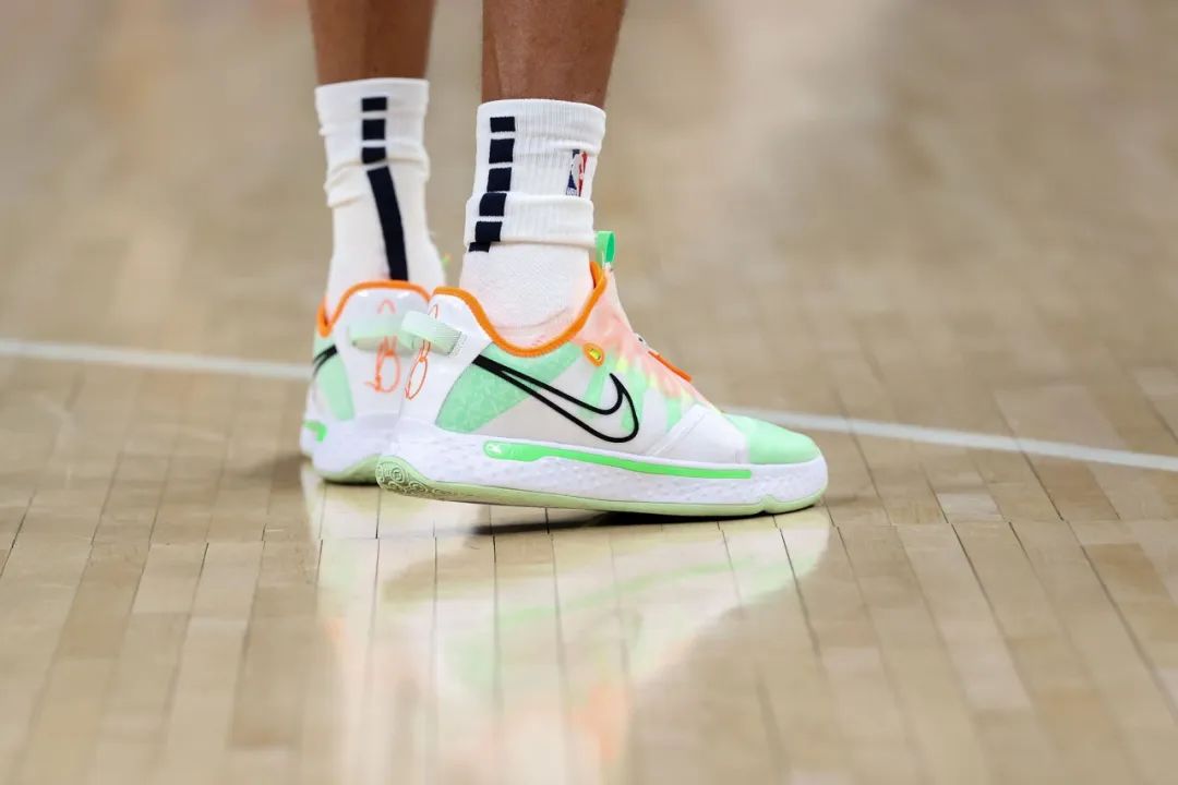 欧文和乔治球鞋,nikekobeivprotro男子篮球鞋