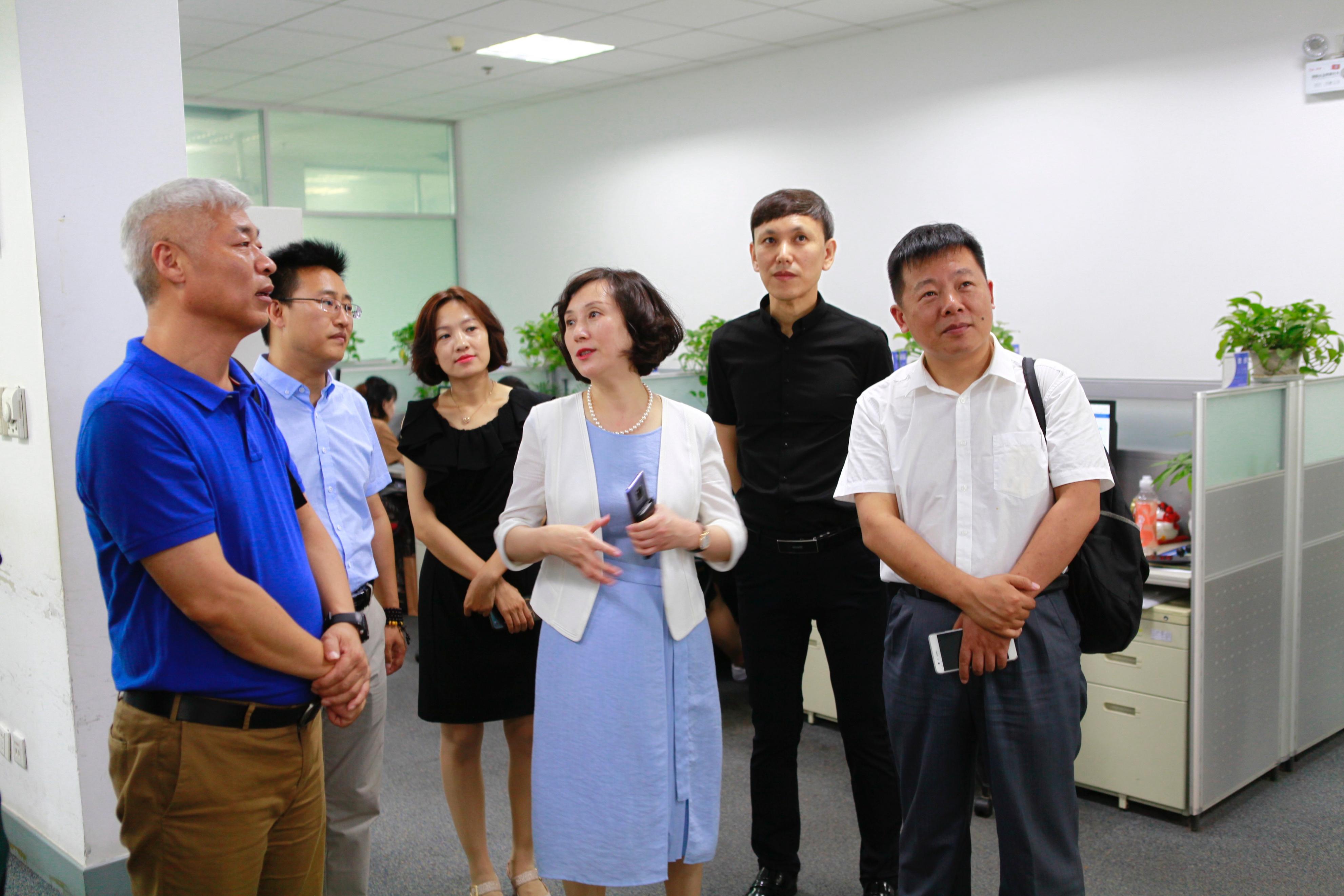 芳菲如茵，锦程似玉——专访大连锦程国际物流有限公司总经理吴菲