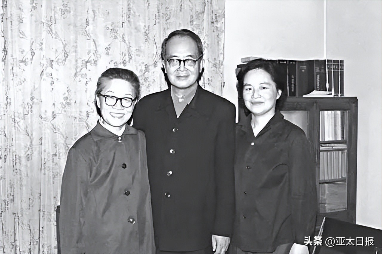 最后的大家闺秀张家四姐妹,最后的大家闺秀写的书