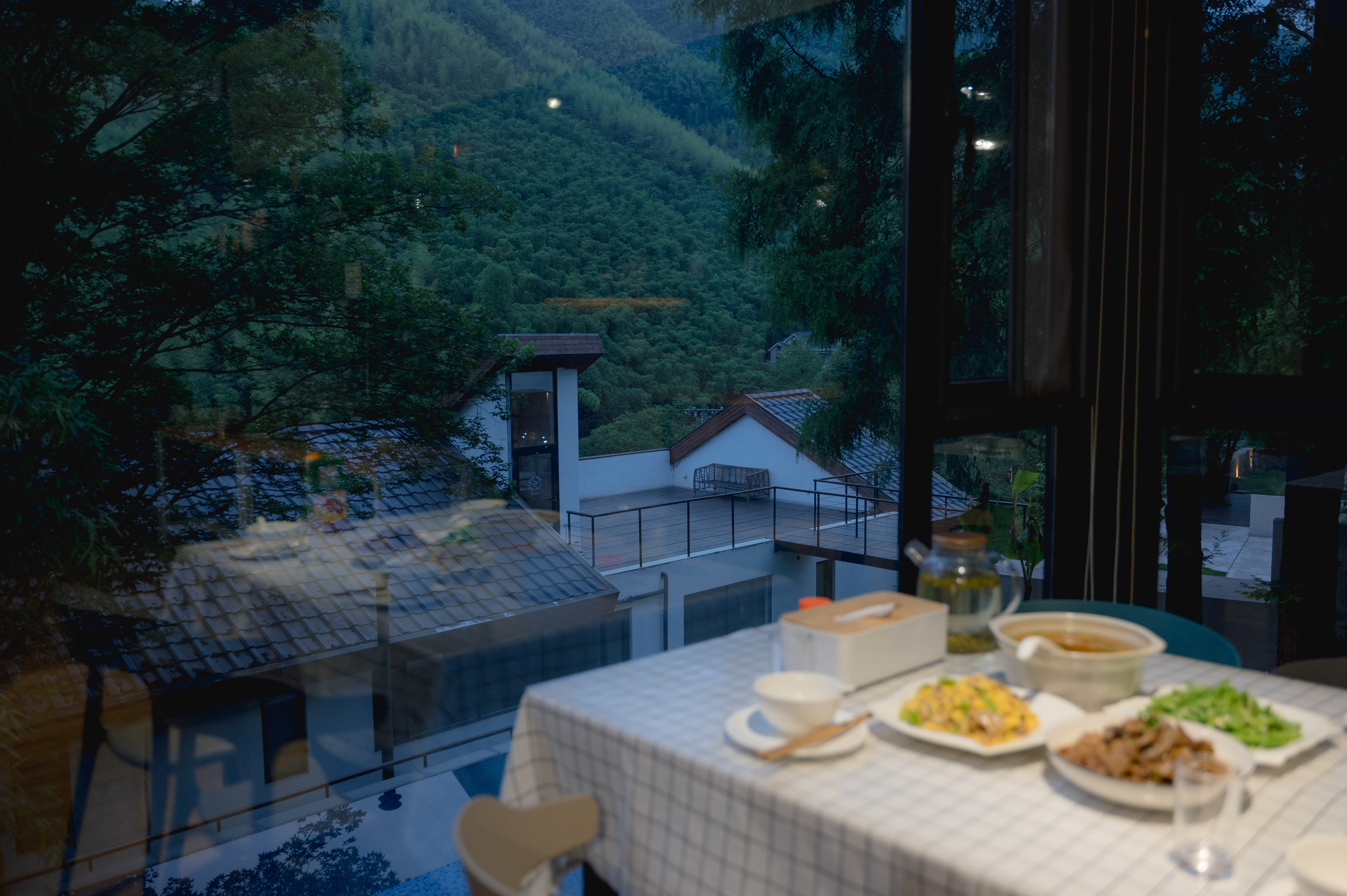 山林逸境私人温泉,在山林中泡温泉