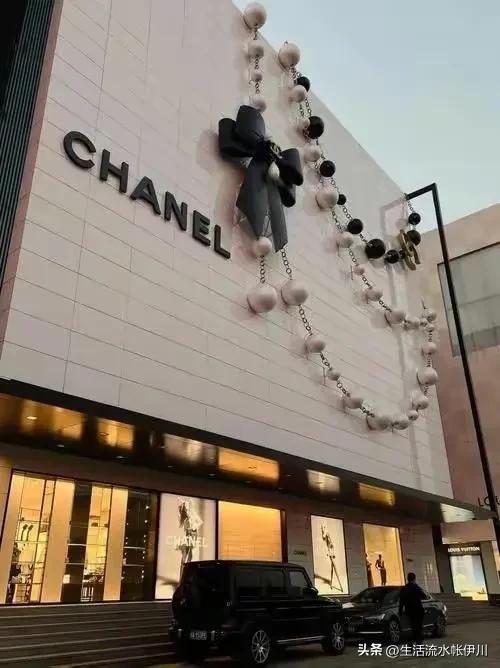 杭州“中国首店”新物种落地异军突起，浙江人1年花18亿买香奈儿
