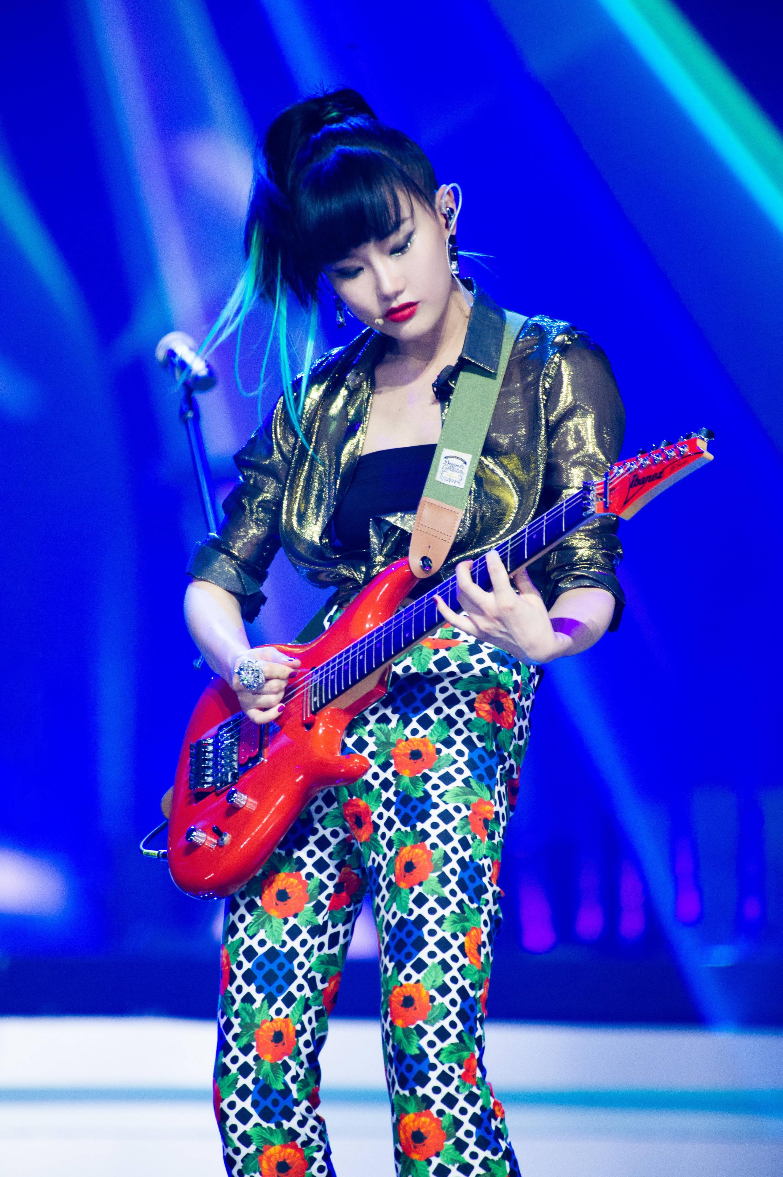 歌词毫无逻辑的歌,歌词不符合实际的歌