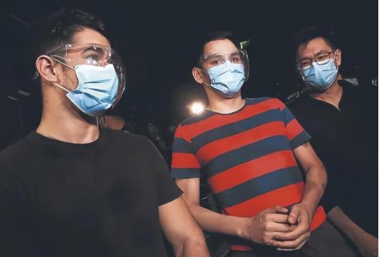 23岁空姐和11名男子跨年聚会后，被发现死于酒店浴缸，死因为何？