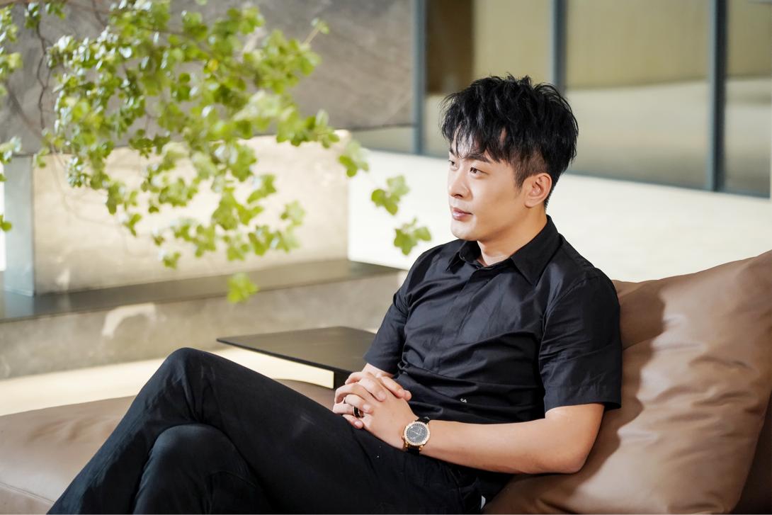 辛巴为国货发展做出的贡献助农安徽省“公益之星”操维德