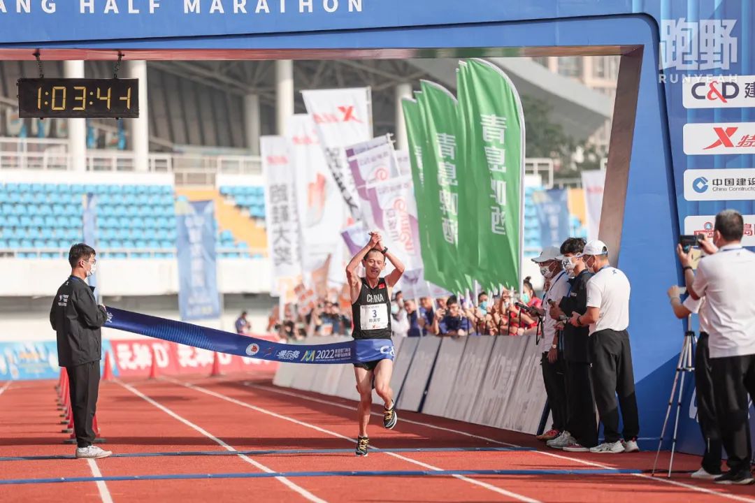 厦马限量版跑鞋,竞速跑鞋顶级