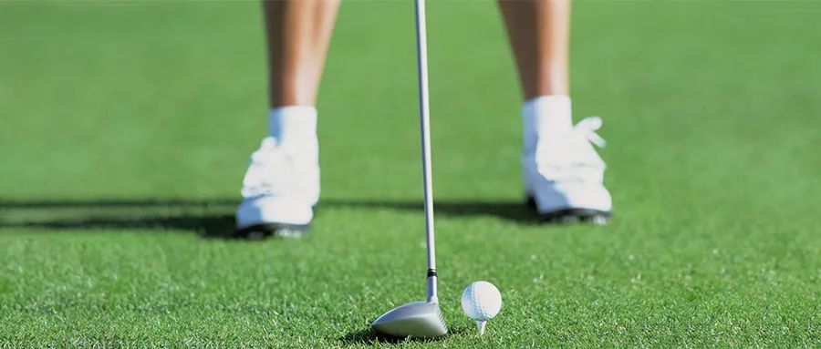 足力健和斯凯奇哪个好,斯凯奇足弓支撑跑鞋