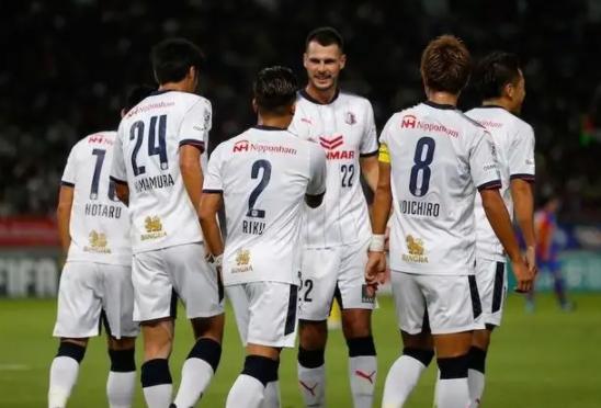 足球可以阻挡人吗,足球可以阻止一场战争吗