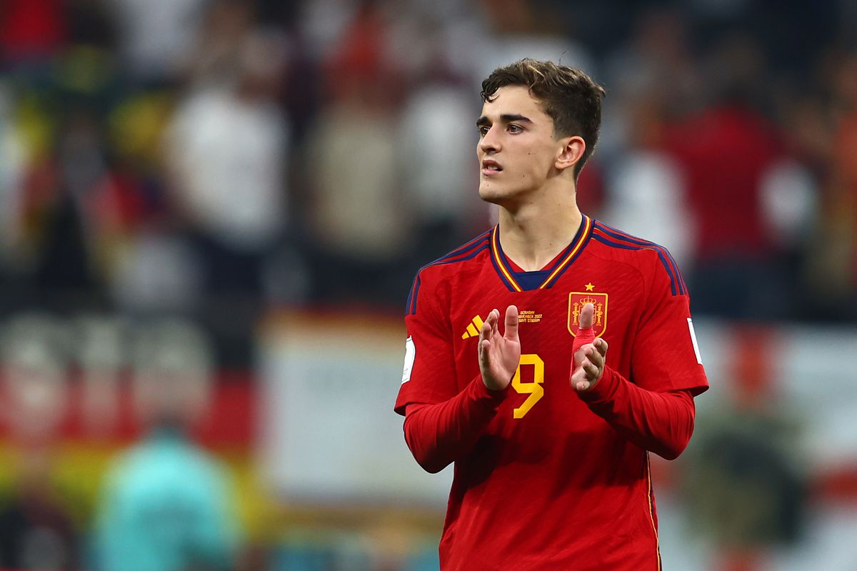 西班牙金童加维伤病,西班牙新星加维照片