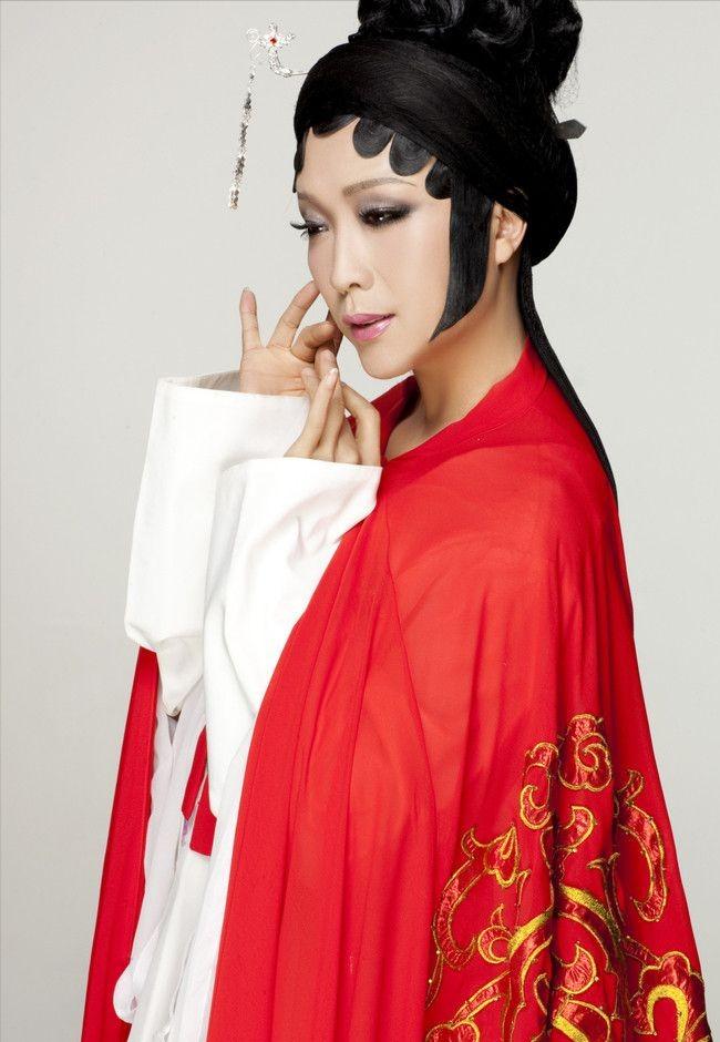 李玉刚经历过哪些事,李玉刚经历了什么