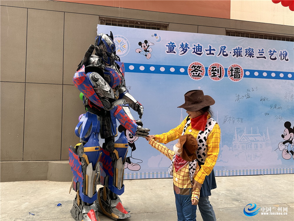 亲子阅读幼儿园六一活动,幼儿园六一野趣亲子活动