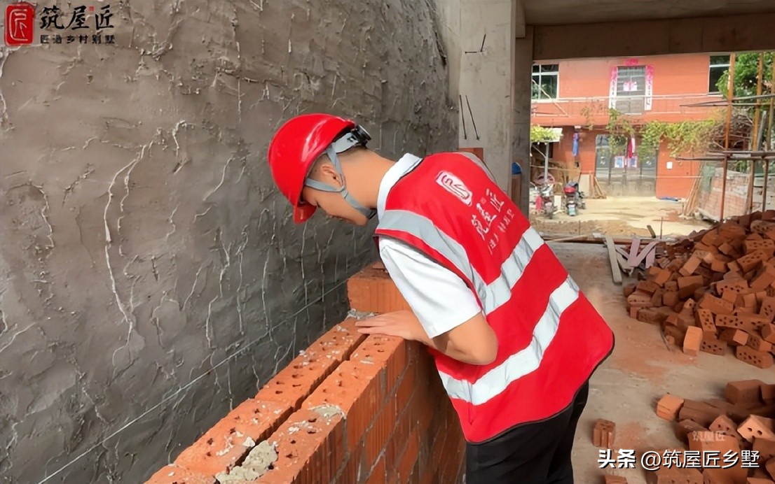 农村建房要请专业施工队么,农村建别墅哪里找施工队