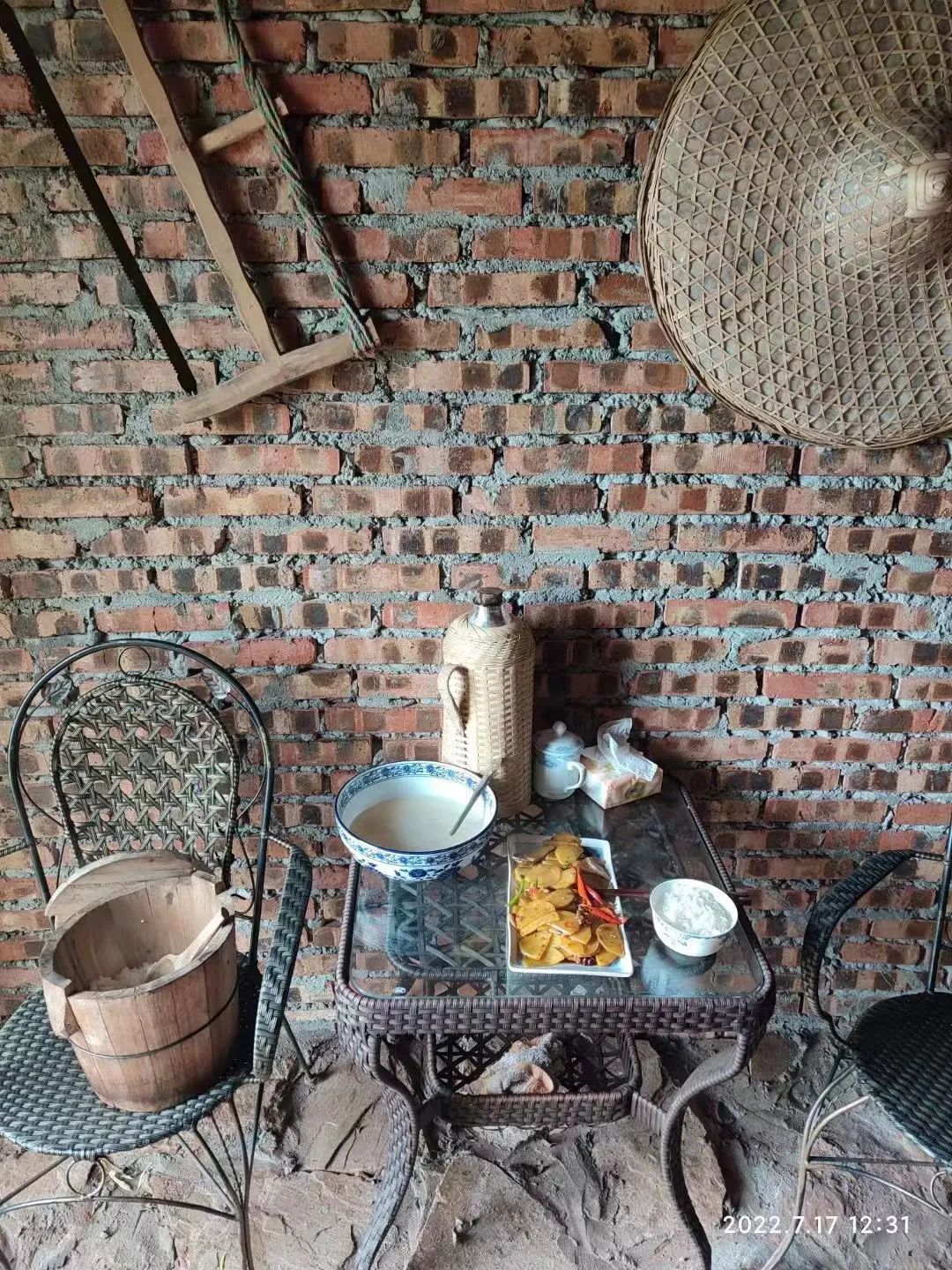 网约车司机曾创业10次欠债几十万,网约车司机负债10万