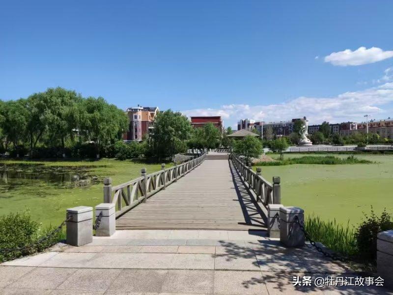 地摊上淘古董被骗,地摊古玩捡漏