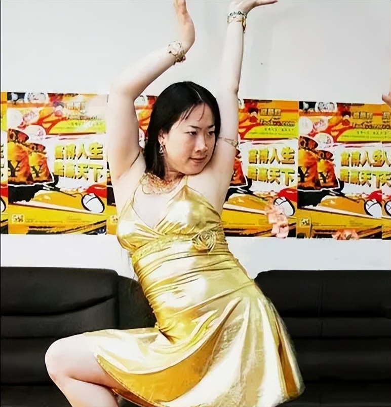 18年前，曾火爆全网的初代网红“芙蓉姐姐”，如今怎么样了？