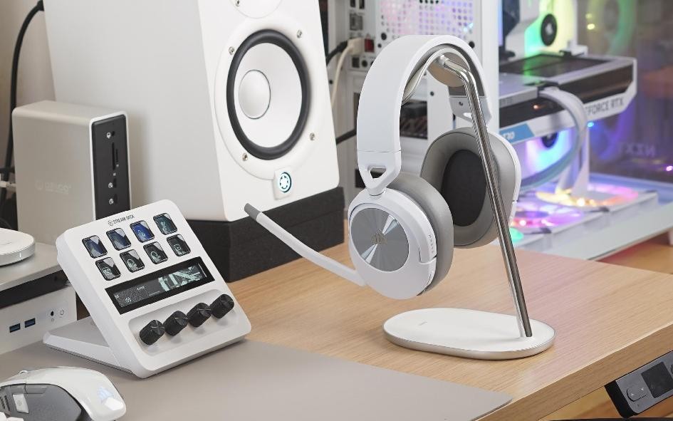 好看充满科技感的桌搭,桌搭好物推荐简约