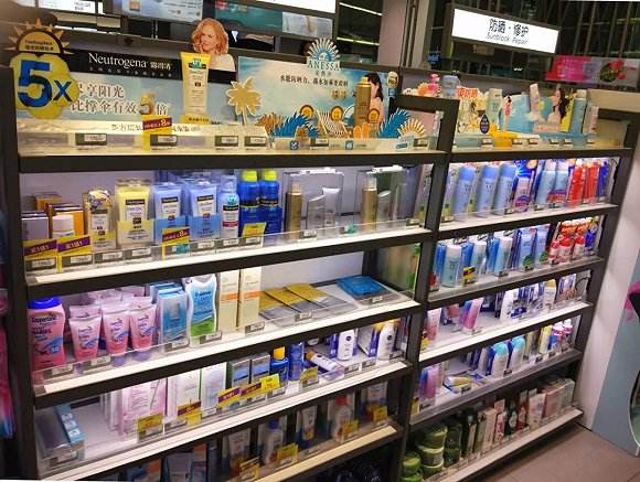 屈臣氏lasuissederm防晒霜怎么样,springsummer防晒霜屈臣氏