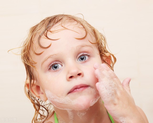 冬季皮肤干燥起皮用什么护肤,冬季宝宝皮肤怎么护肤最好