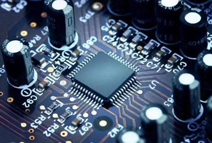 三大危机席卷美国能否走出困境,美国危机尽显大变局