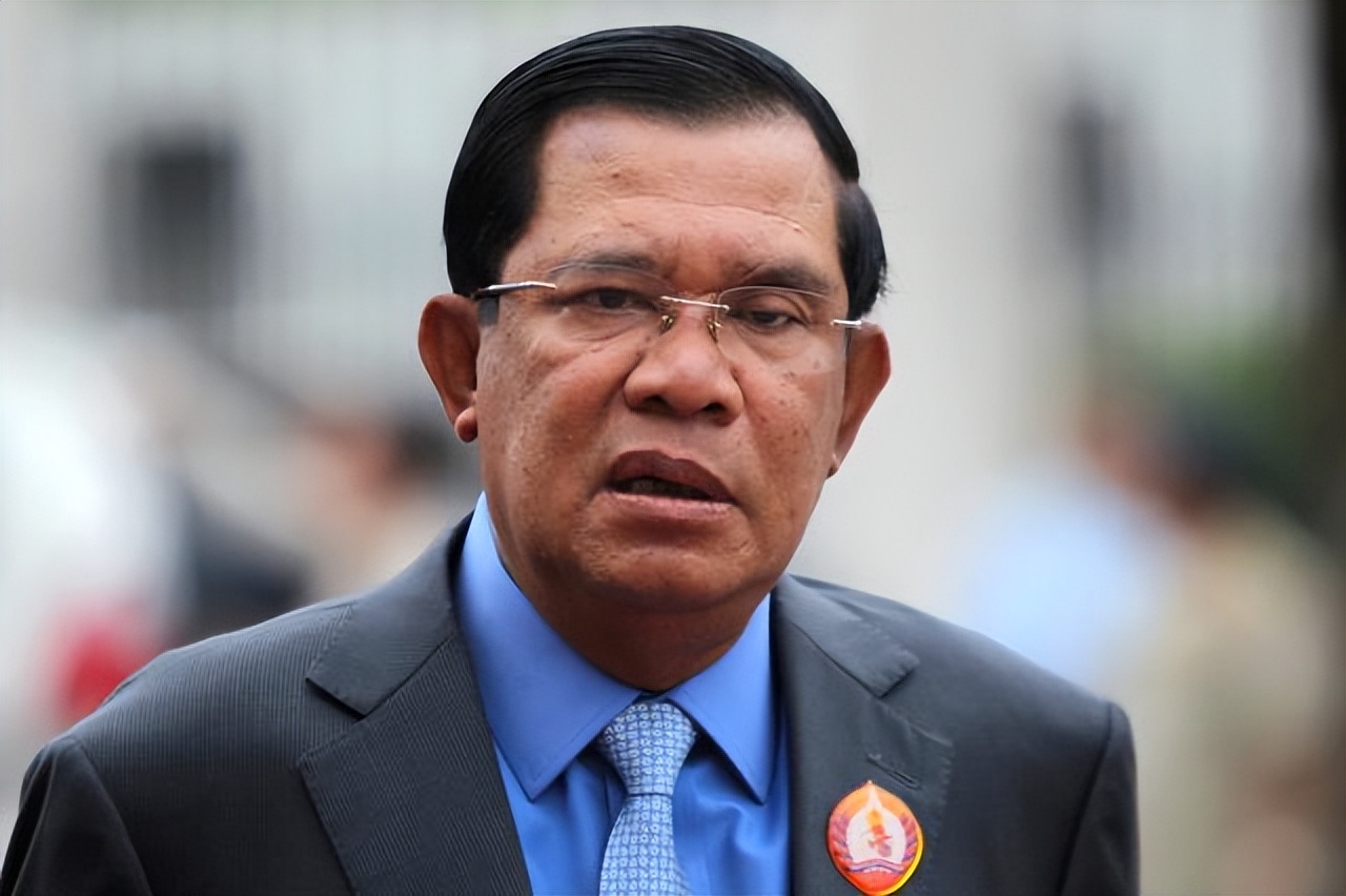 拉那烈亲王怎么死的,拉那烈三次车祸介绍