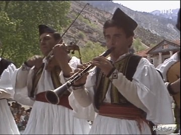 阿尔巴尼亚总统霍查访问过中国吗,阿尔巴尼亚恩维尔霍查是怎么死的