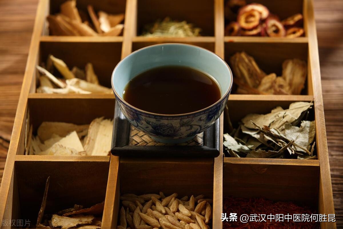 身上长水疱很疼,身上长水泡怎么回事