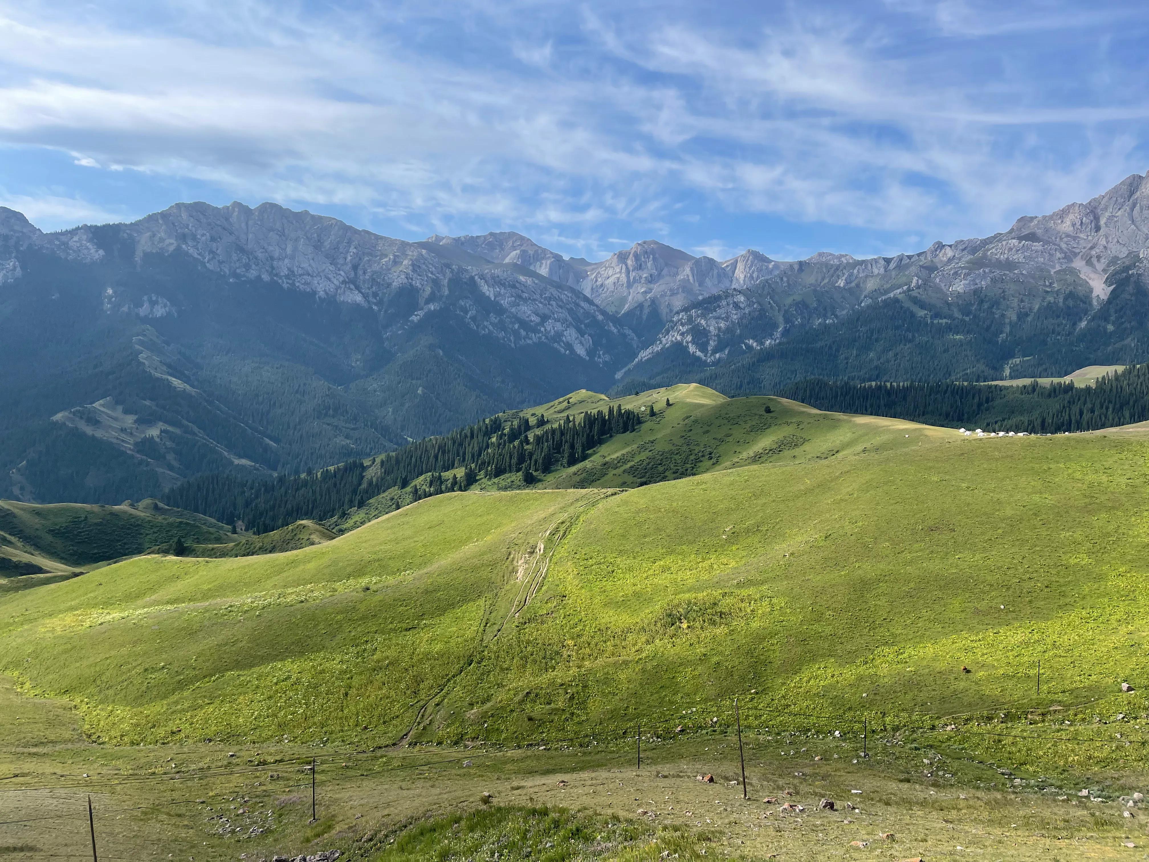 伊犁徒步穿越古道,伊犁昭苏县夏塔古道图片