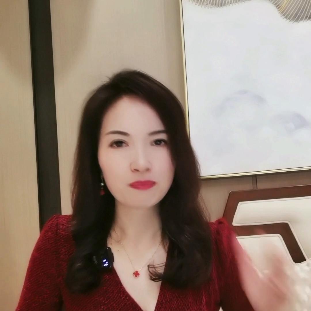 中国美业要变天了，传统美业的大佬们纷纷走进中国连锁加盟...