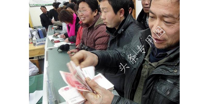 92岁老妈去世留下三个智障儿子,78岁老妈去世后三个女儿争房产