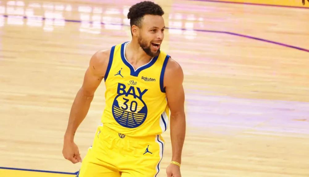 新王登基，三分王者史蒂芬.库里